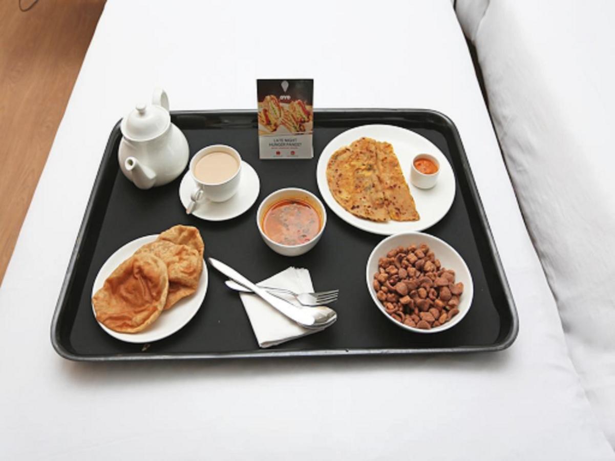 Oyo 62194 Pleasure Palace Otel Indore Dış mekan fotoğraf